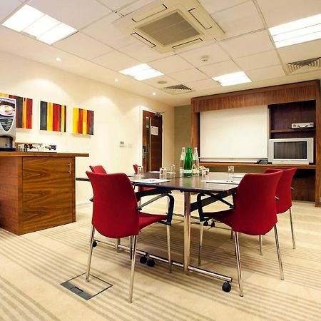 Holiday Inn Express London Croydon By Ihg Exterior photo