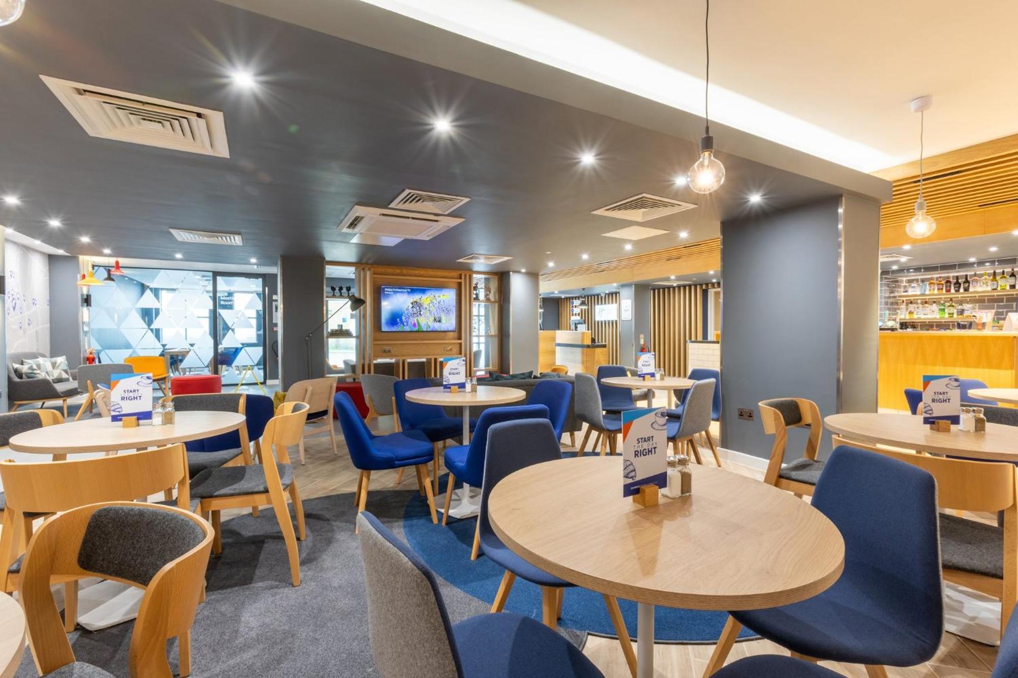 Holiday Inn Express London Croydon By Ihg Exterior photo